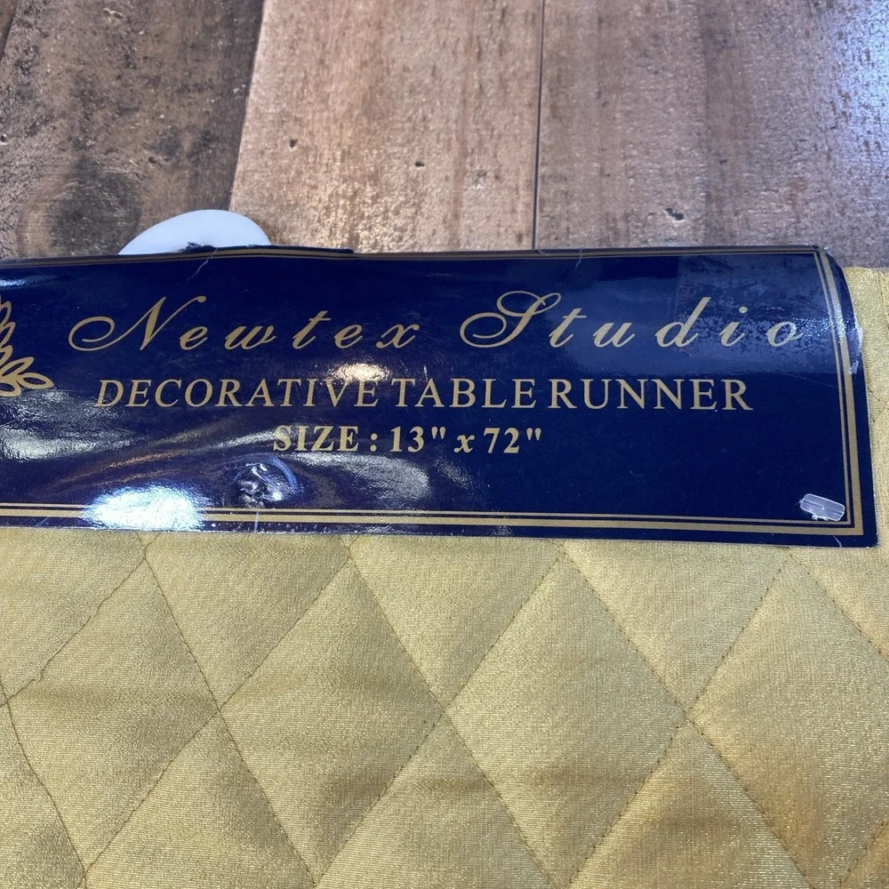 Table Runner 13